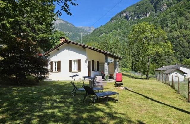 Verzasca: Casa Sonia