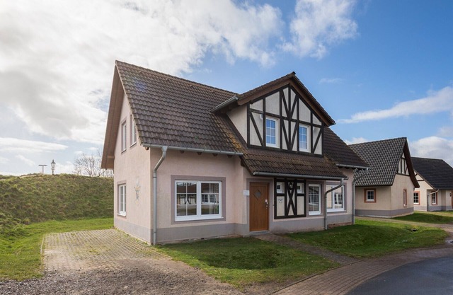 Vibrant villa near the river Moselle