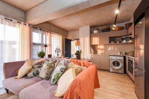 Victorian Escape in the City