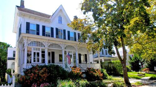 Victorian On North