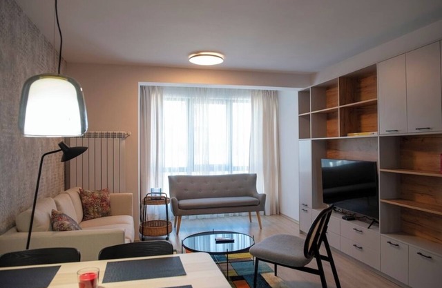 Vienna: A lovely 2 bedroom apartment with parking