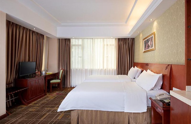 Vienna Hotel Dongguan Hou street Wanda Plaza
