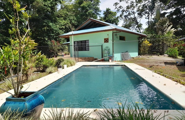 View the beach! Luxury Villa with views of Cahuita National Park and the coast.