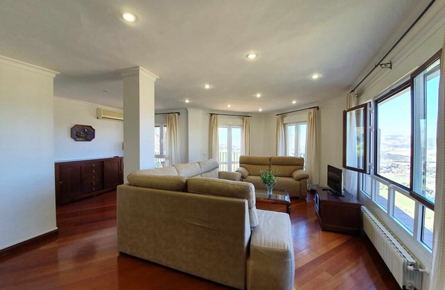 Views & amp; luxury in Old Town