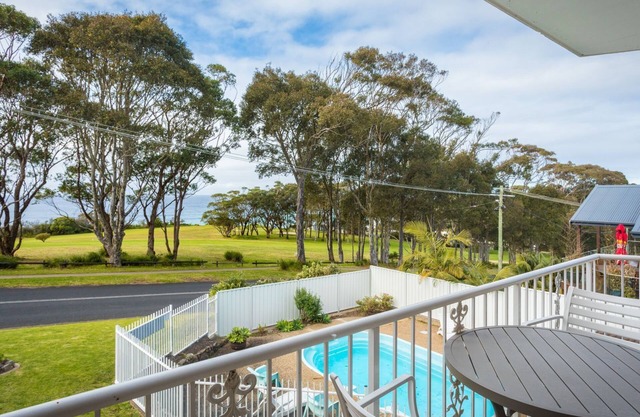 Views on Ballingalla