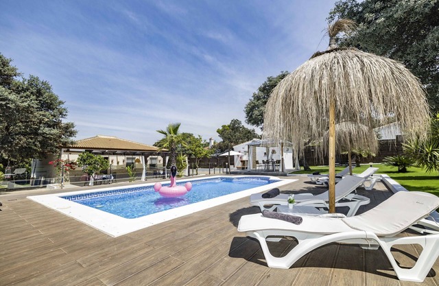 Villa 'Mis Raices' with Private Pool, Wi-Fi and Air Conditioning