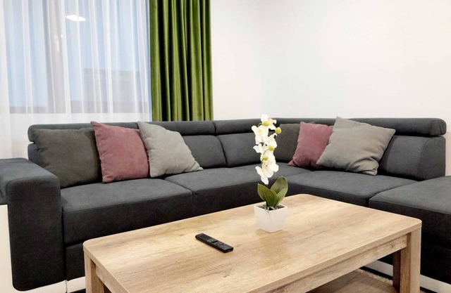 Vila cu 3 dormitoare,living, bucatarie, foisor si gratar in apropiere de Brasov