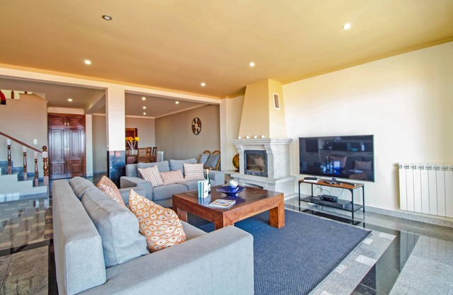 Vila Lucia - House With Seaview And Barbecue