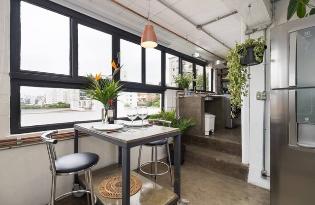 VILA MADALENA: INCREDIBLE VIEW, Artistic Apartment