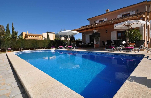 Villa Gatoves, Family Villa in Sa Coma, Mallorca