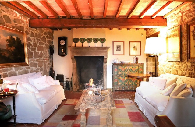 Villa Tuscany with Flair, Luxury & Panorama - Villa for 11 people in Civitella in Val di Chiana