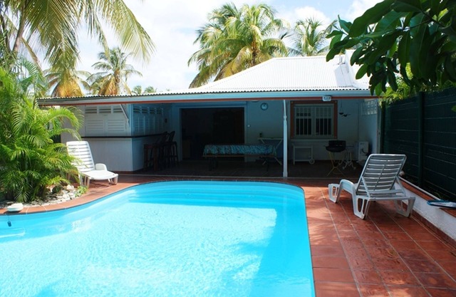 Villa à Saint François G008 2 ch piscine privée