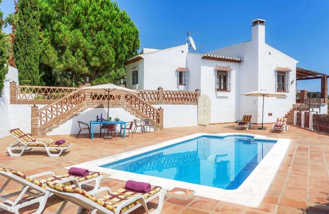 Villa ∙ 3 bedrooms ∙ 6 guests