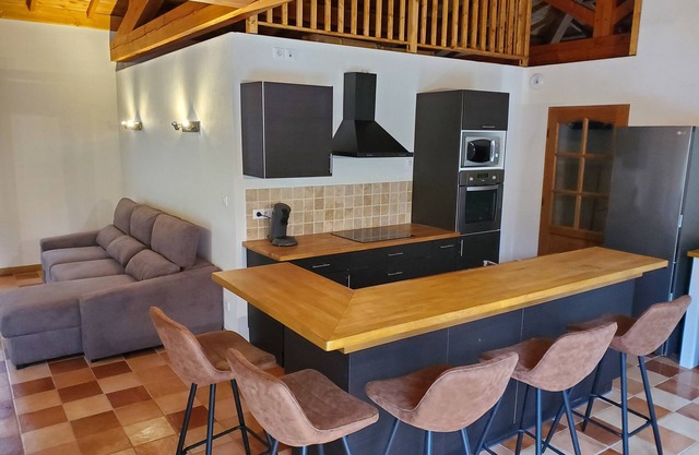 Villa 4 Personnes , Proche , Sommieres , 25 MIN DE LA MER , Aubais 30250 , Gard