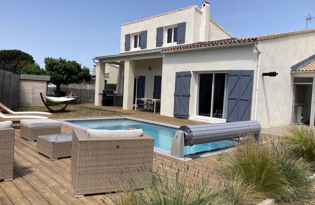 Villa 4 persons with swimming pool near Châteauneuf-duPape and Avignon