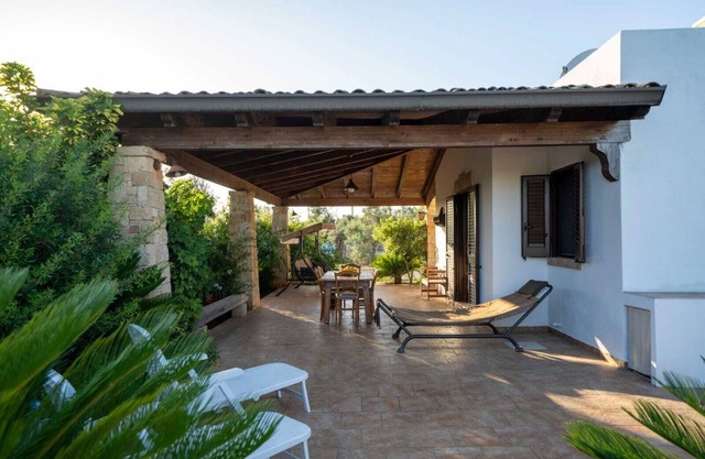 villa 700 meters from the sea