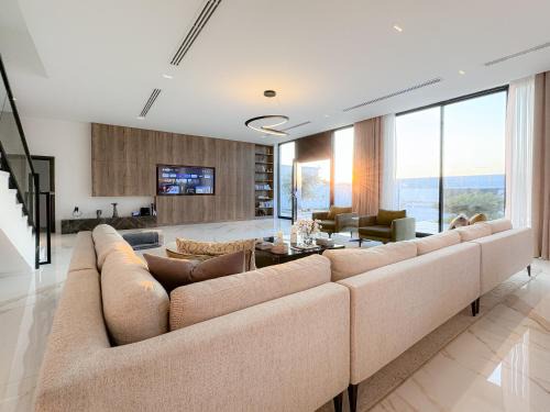 Villa 72 RAK