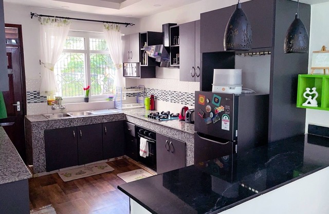 Villa 914 Bedroom Stand Alone Close Proximity to the Beach and Social Amenities