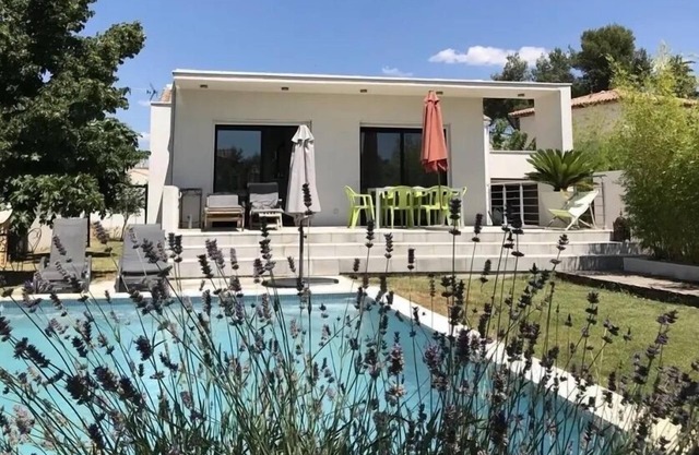 Villa air conditioning, swimming pool. near Palavas Montpellier, Sète. 2nd 15th August available