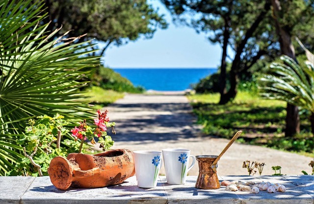 Villa Akti - Sea Garden
