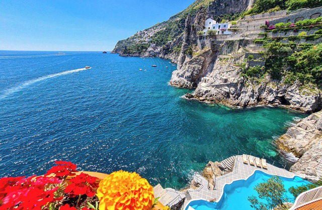 Villa Alba with a sea view