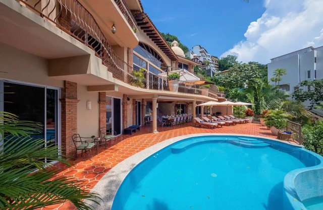 Villa Alexa (formerly Villa Mystique)