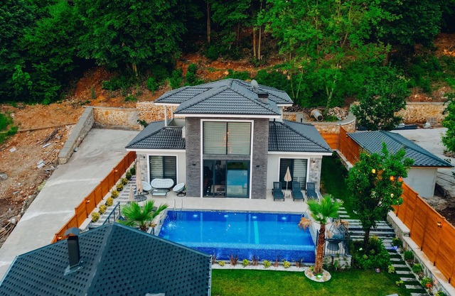 Villa Anıl,Kalkan merkeze yakın noktalarından Kördere mevkisinde 2024 yapımı
