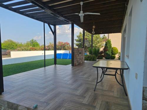 Villa Ana