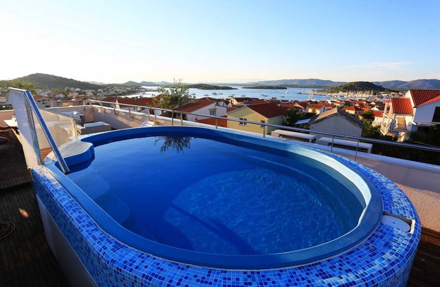 Villa Art Gallery apartment 1