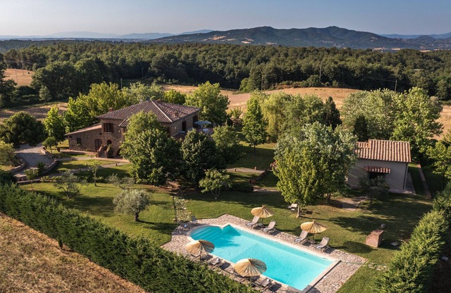 Villa Augusto 10, Emma Villas