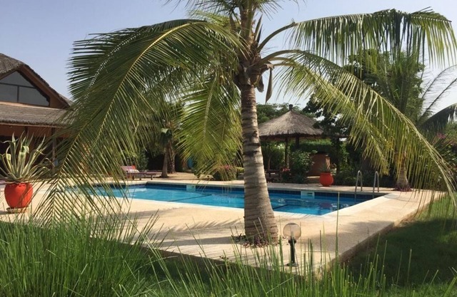 Villa Avec Piscine Privée et Jardin Exotique de 1400m², Wi-fi