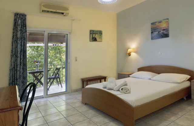 'Villa Avra Apartment 2nd Floor' with Mountain View, Garten & Wi-Fi