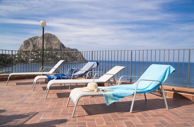 VILLA BUONASERA ON THE SEA