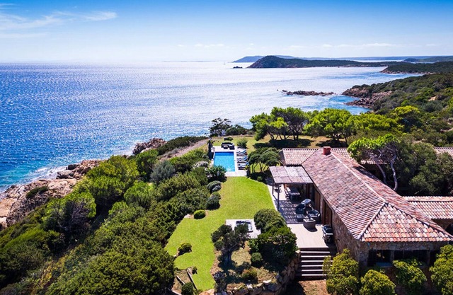Villa Carlo Anto - Four Bedroom Villa, Sleeps 8