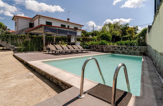 Villa 'Casa Campo Da Feira' with Private Pool, Private Terrace and Wi-Fi