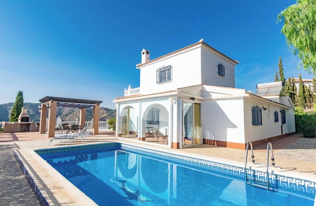 Villa "Casa Silencio" with Sea View, Private Pool & Wi-Fi