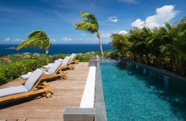 Villa Clémentine Ocean Located Vitet 