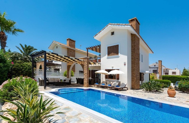 Villa Costa Blu by Ezoria Villas