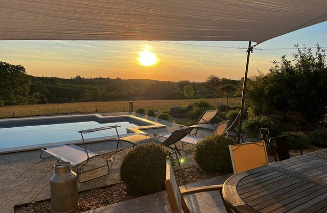 Villa Couché de Soleil Avec Piscine Privée