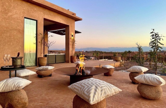 Villa de Charme, 15 min de Marrakech au Cœur de la Palmeraie