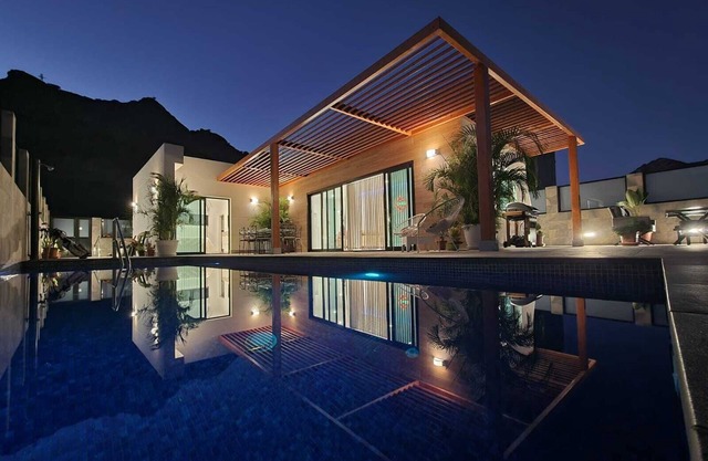 Villa de Lujo en Tauro