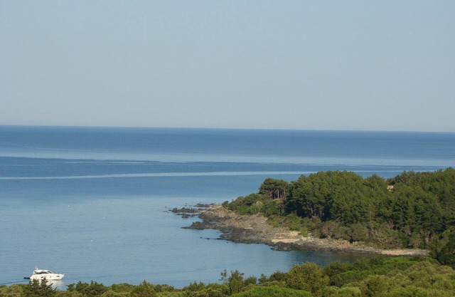 VILLA DES PLAGES-VALINCO, BEAUTIFUL SEA VIEW 4*,BEACH 250 M Naturism possible
