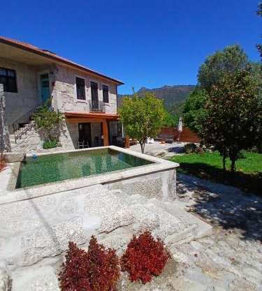 Villa Dos Santos - Gerês Country House