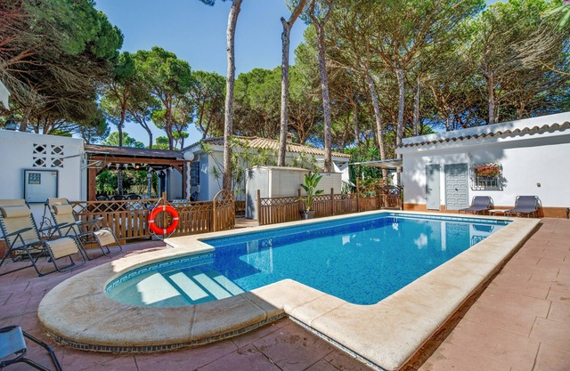 Villa 'El Limonar' with Shared Pool, Wi-Fi and Air Conditioning