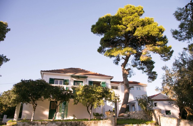 Villa eleni family tradiotional house