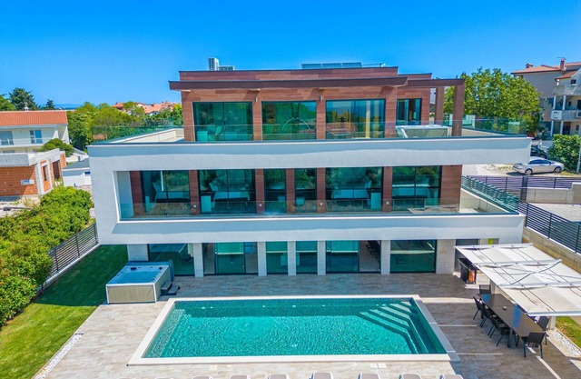 Villa Eligo