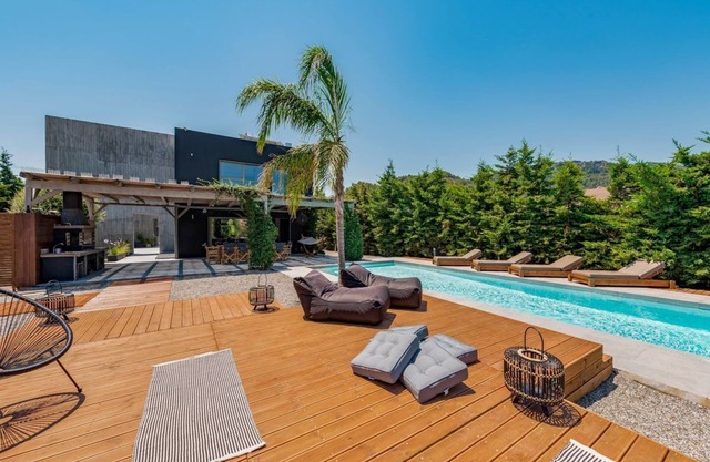 Villa Enteka - Six Bedroom Villa, Sleeps 12