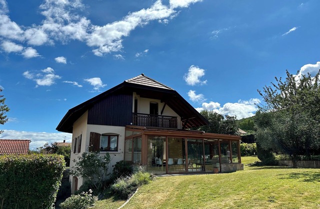 Villa Entre lac et Montagnes : Calme et Verdoyant