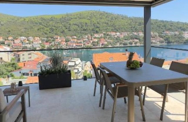 Villa Fortuna ap6 : One-Bedroom Apartment