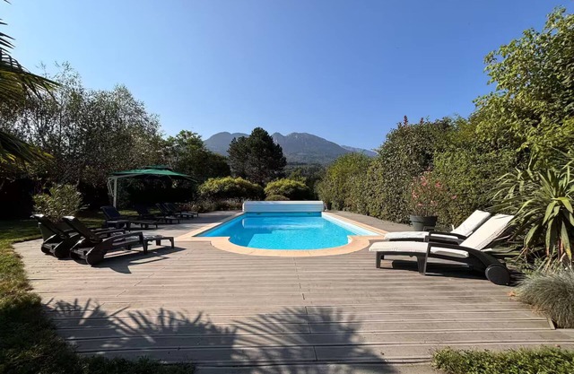 Villa "BELLE-VUE" breathtaking view and private pool